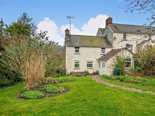 2 Bed in Llangynidr BN052