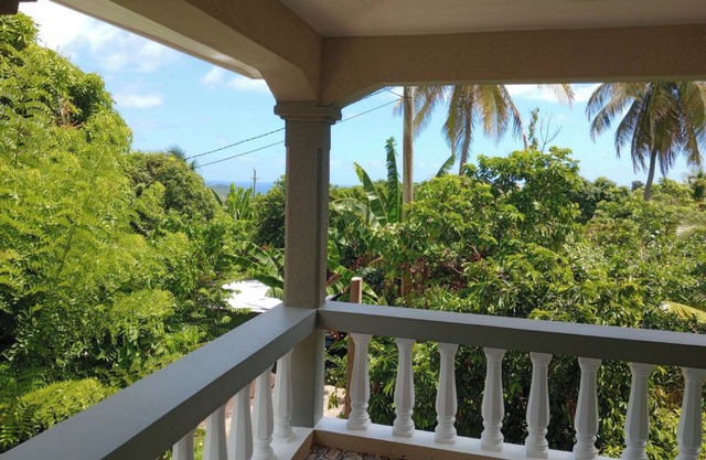 2-Bed-Sleeps 5-Private terrace-Sea View-Parking