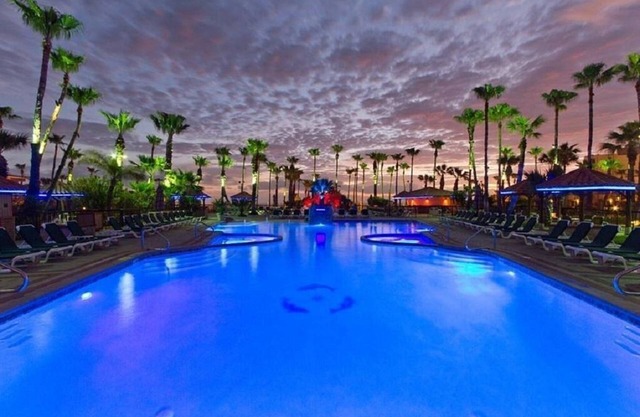 2 Bedroom 2 Bathroom Condo #605