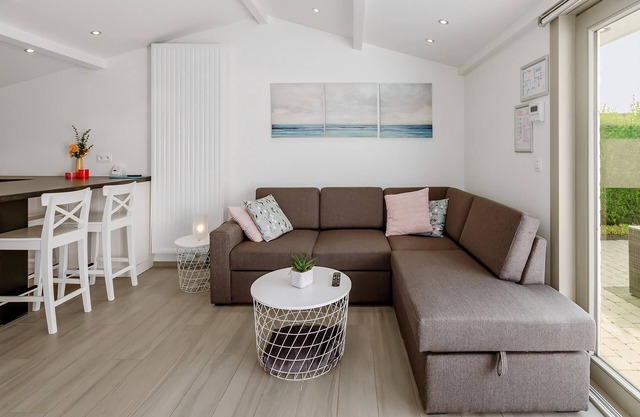 2 bedroom accommodation in Oostduinkerke