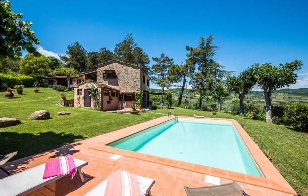 2 bedroom accommodation in Capolona