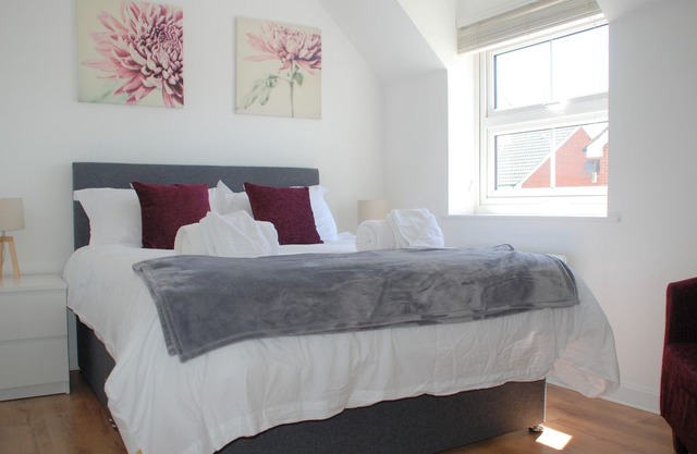 2 Bedroom Apartment - Coach House