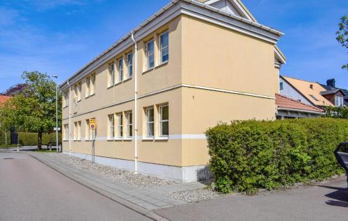 2 Bedroom Awesome Apartment In Ystad