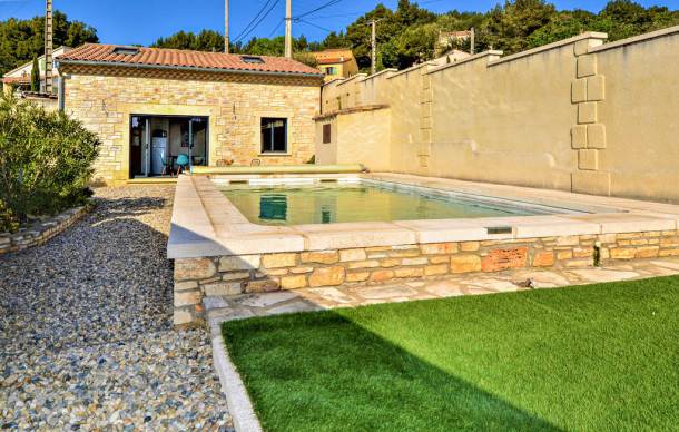 2 bedroom accommodation in Laudun l Ardoise