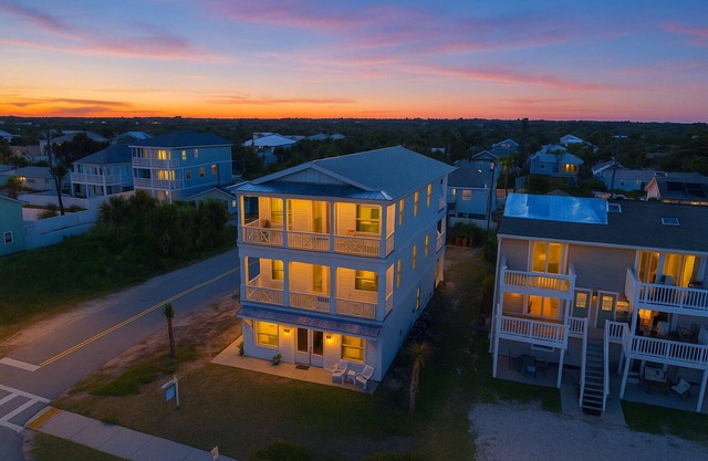2-Floor Beachfront Flagler Home, Ocean Views, Minutes From Restaurants and Cafes