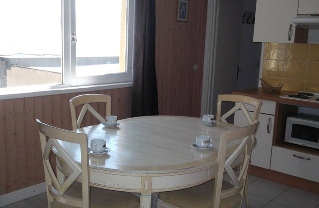 2-Room Apt for 6 near Ski Slopes, Shops & Sports Center in Orcières Merlette