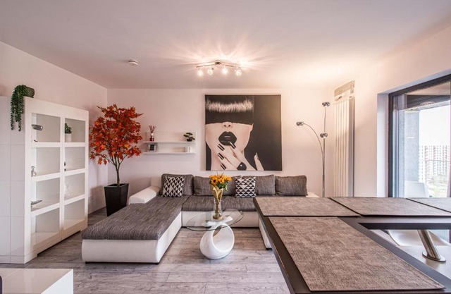 2-Room Penthouse Plaza Residence P1