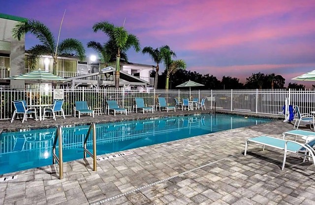 2-Star Hotel ∙ Quality Inn Bradenton - Sarasota North