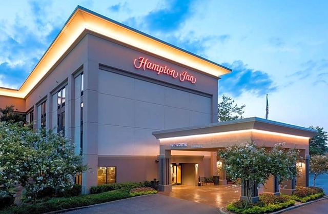 2-Star Hotel ∙ Hampton Inn Memphis-Walnut Grove/Baptist East