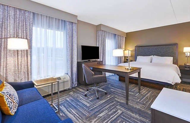 2-Star Hotel ∙ Hampton Inn & Suites Wells-Ogunquit