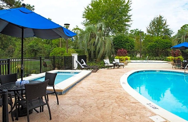 2-Star Hotel ∙ Holiday Inn Express Pascagoula-Moss Point, an IHG Hotel