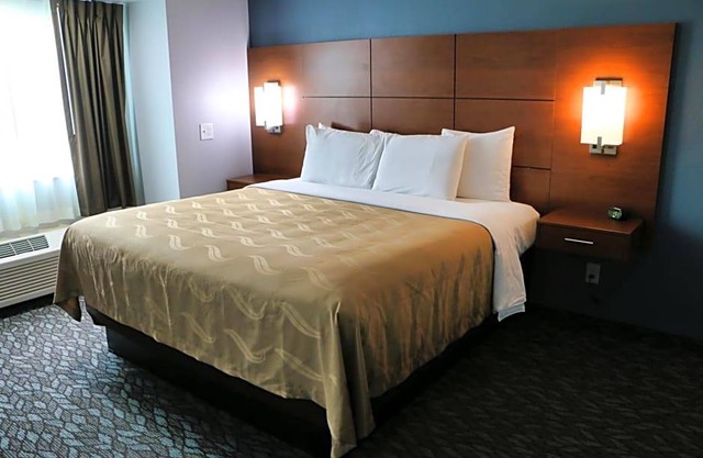 2-Star Hotel ∙ Quality Inn & Suites Watertown Fort Drum