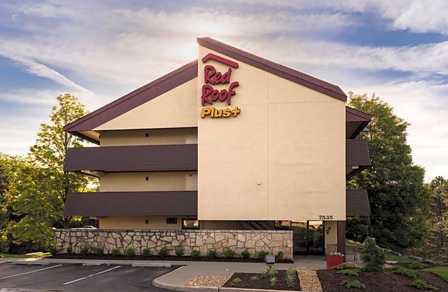 2-Star Hotel ∙ Red Roof Inn PLUS Chicago - Willowbrook