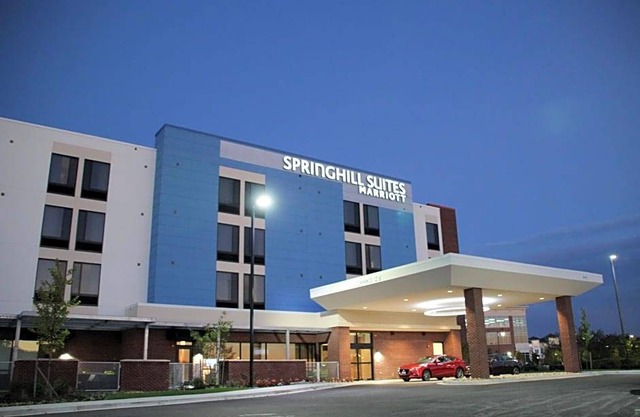2-Star Hotel ∙ Springhill Suites Baltimore White Marsh/Middle River