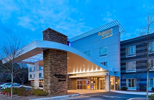 2-Star Hotel ∙ Fairfield Inn & Suites by Marriott Atlanta Peachtree City