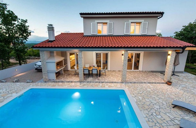 Villa Sandrina Yard 