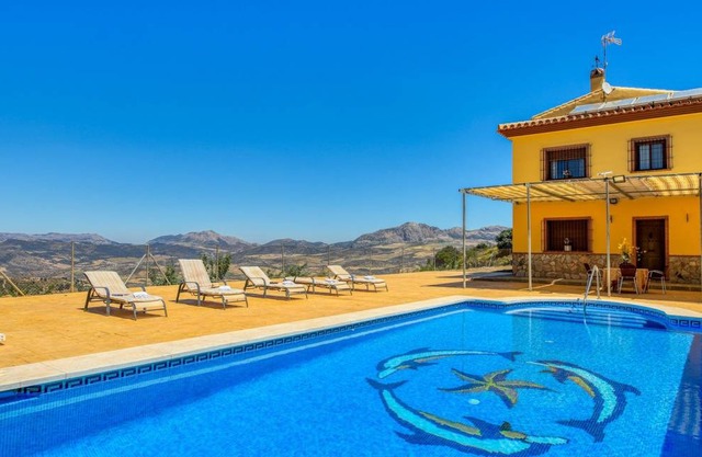 200 m² House ∙ 7 bedrooms ∙ 14 guests