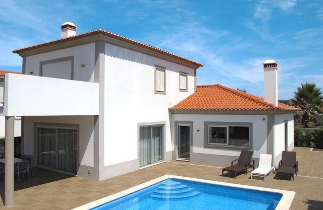 200 m² Resort ∙ 3 bedrooms ∙ 6 guests