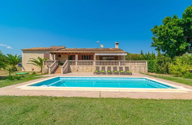 200 m² Villa ∙ 3 bedrooms ∙ 6 guests