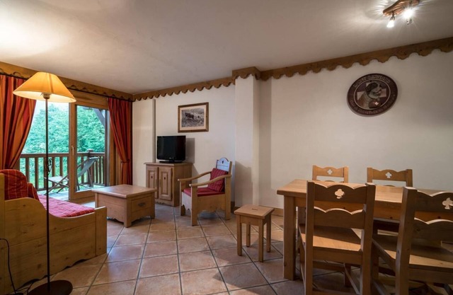 200m from resort center, 2nd floor, view mountain, fitness, swimming pool, sauna, hammam, balcony