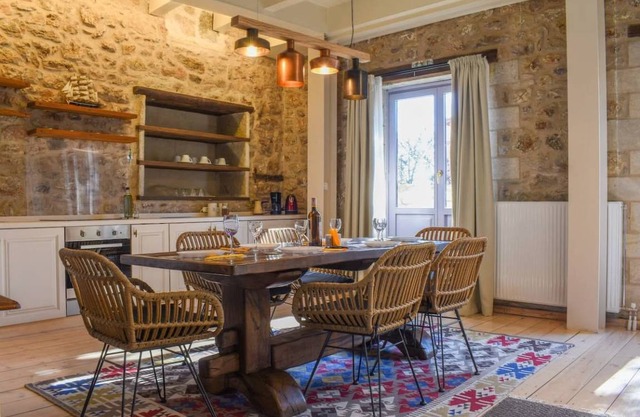 201 m² House ∙ 2 bedrooms ∙ 7 guests