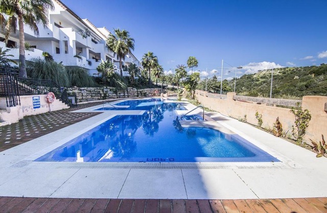 2134-Modern apt with terrace sea view
