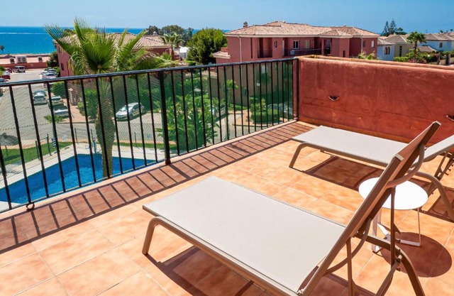 2308- 2bedrooms apt with stunning sea view-terrace