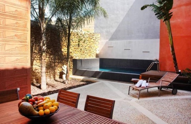 240 m² Apartment ∙ 1 bedroom ∙ 6 guests