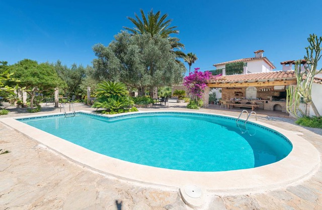 250 m² Villa ∙ 4 bedrooms ∙ 8 guests