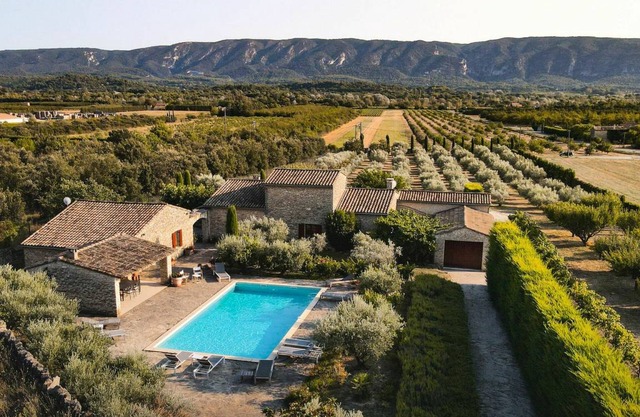 290 m² Villa ∙ 4 bedrooms ∙ 10 guests