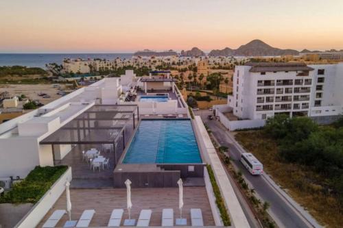 2BR Gem Beach and Downtown