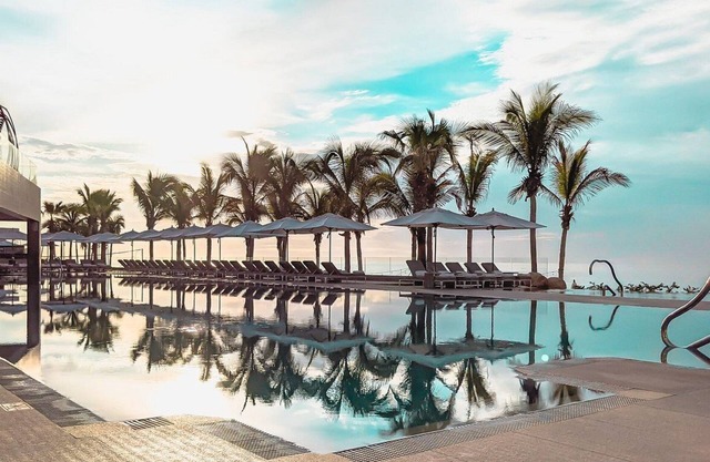 2BR Oceanview Suite Garza Blanca