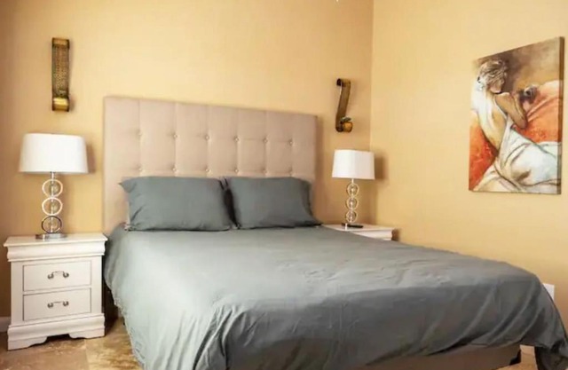 2nd St 1 Awesome 2-Bedroom Unit in Hummingbird Alcove