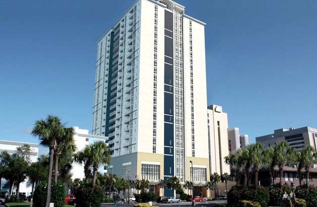 3 bdr/2 bath oceanfront unit