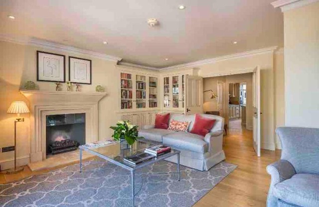 3 Bed Penthouse Apartment Next To Harrods.