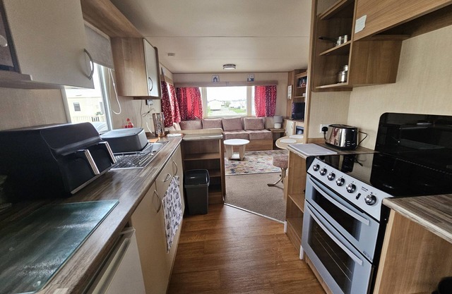 3 Bed Standard Caravan Robinhood
