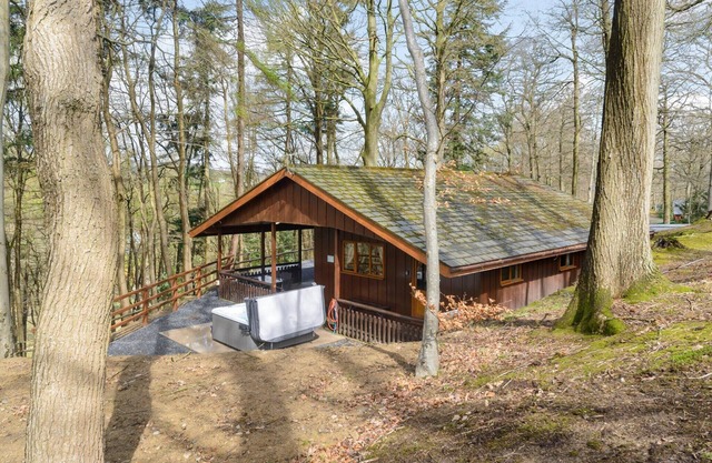 3 bedroom accommodation in Garthmyl, Montgomery