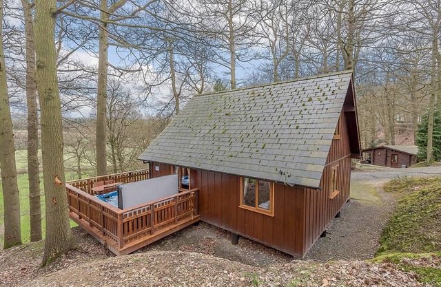 3 bedroom accommodation in Garthmyl, Montgomery