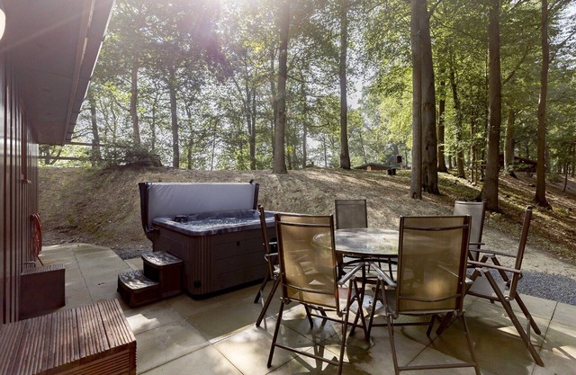 3 bedroom accommodation in Garthmyl, Montgomery
