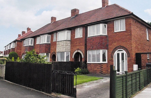 3 bedroom accommodation in Shrewsbury