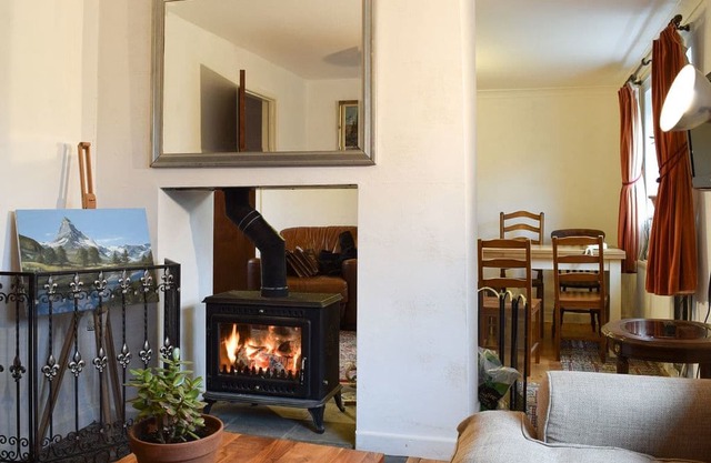3 bedroom accommodation in Wellesbourne, near Stratford-upon-Avon