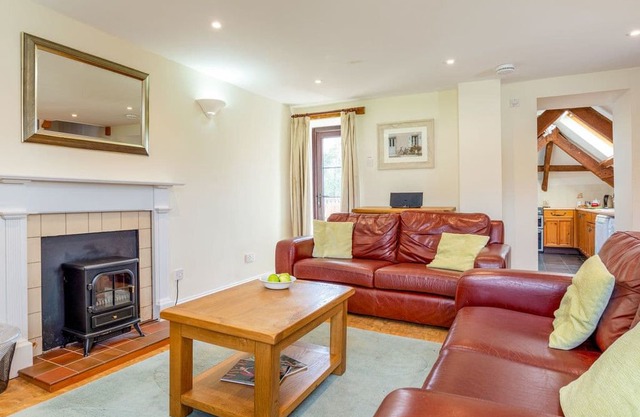3 bedroom accommodation in Ashcombe, near Teignmouth