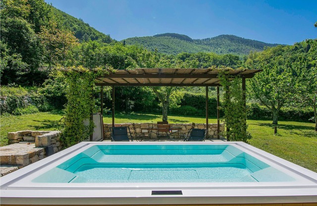 3 bedroom accommodation in Vaiano