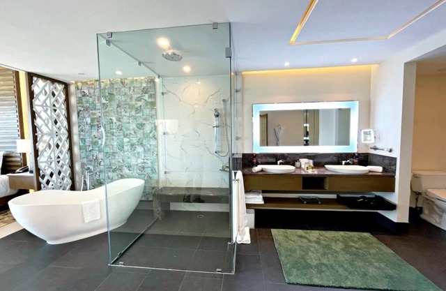 3 Bedroom Loft with Stunning Ocean Views on 5 Diamond Resort