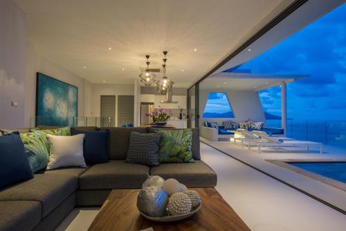 3 Bedroom Luxury 5 Star Seaview Villa Dahlia