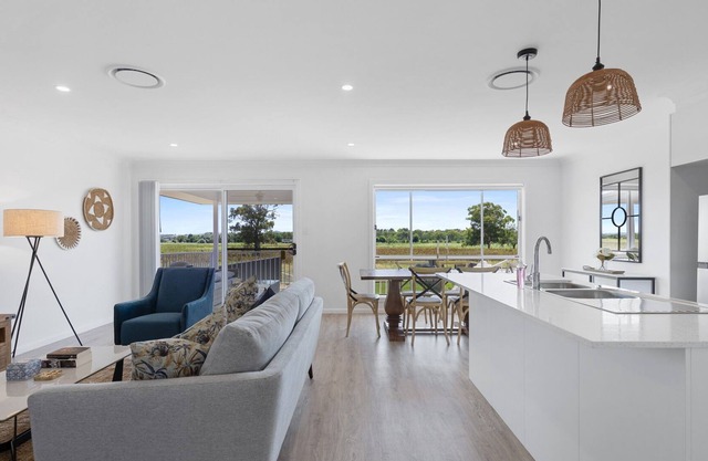 3-Bedroom Mudgee House with Large Backyard and BBQ