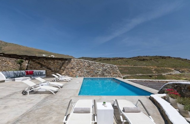 3 Bedroom Villa With Private Pool and sea View