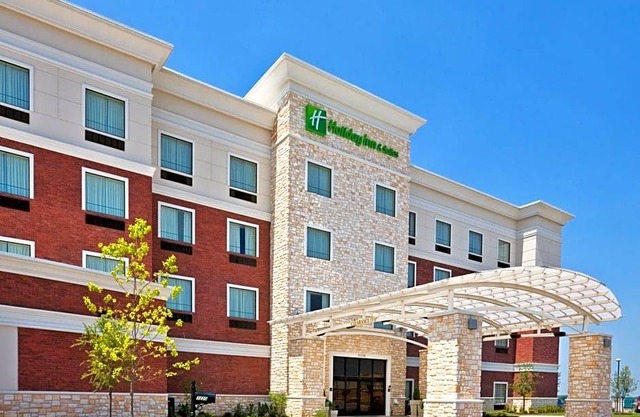 3-Star Hotel ∙ Holiday Inn & Suites McKinney - N Allen, an IHG Hotel