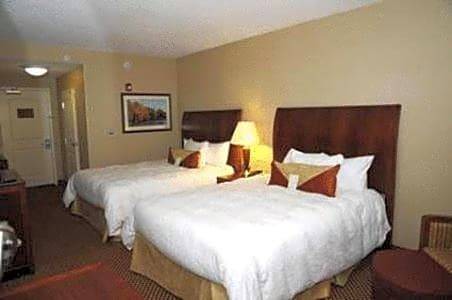 3-Star Hotel ∙ Hilton Garden Inn Mystic/Groton
