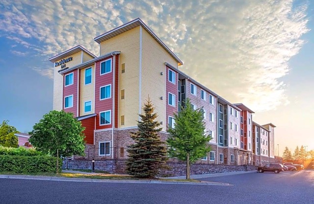 3-Star Hotel ∙ Residence Inn Duluth